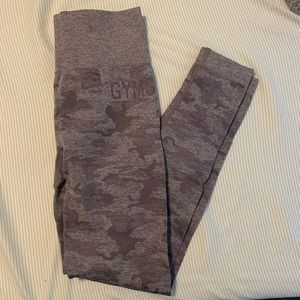 Purple Gymshark Camo Seamless Leggings